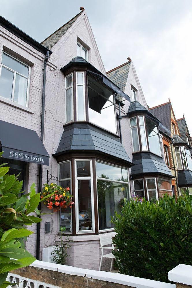 Cambridge House Hotel Bagian luar foto