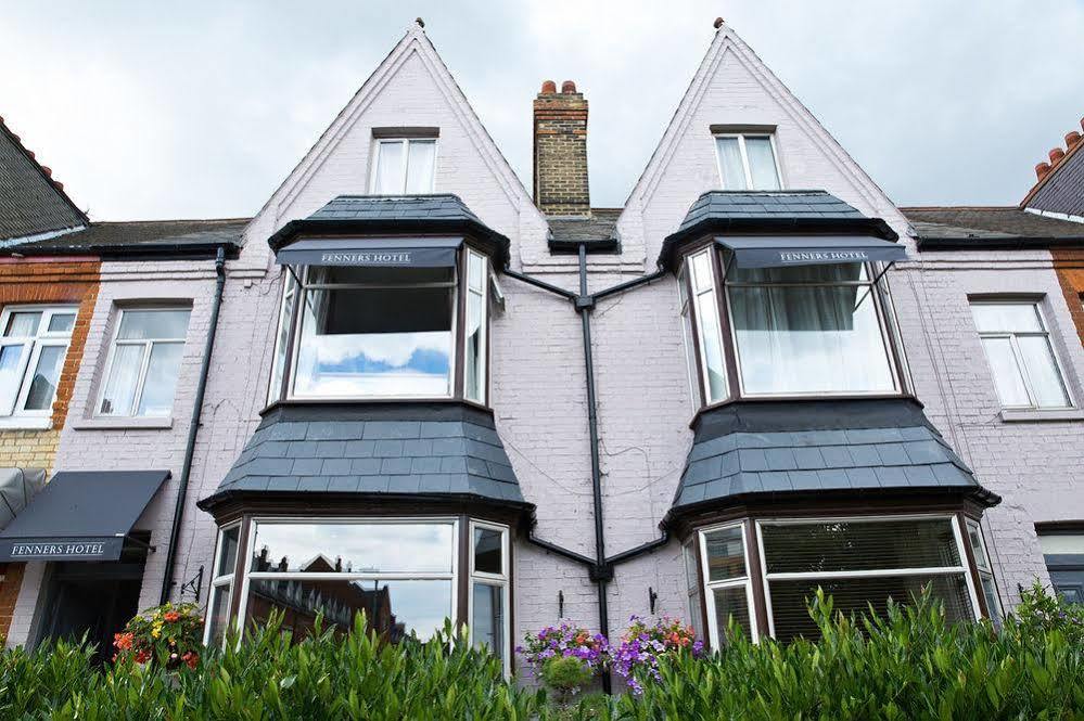 Cambridge House Hotel Bagian luar foto